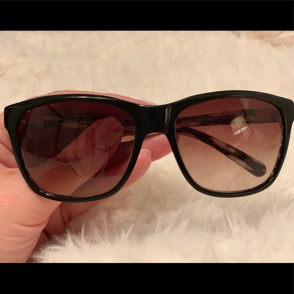 tory burch wayfarer sunglasses